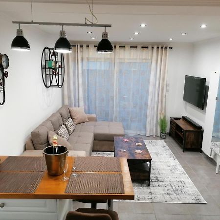Charmant Appartement T2 Dans Villa Avec En Supplement Spa Exterieur De Mai A Septembre Laveyron エクステリア 写真